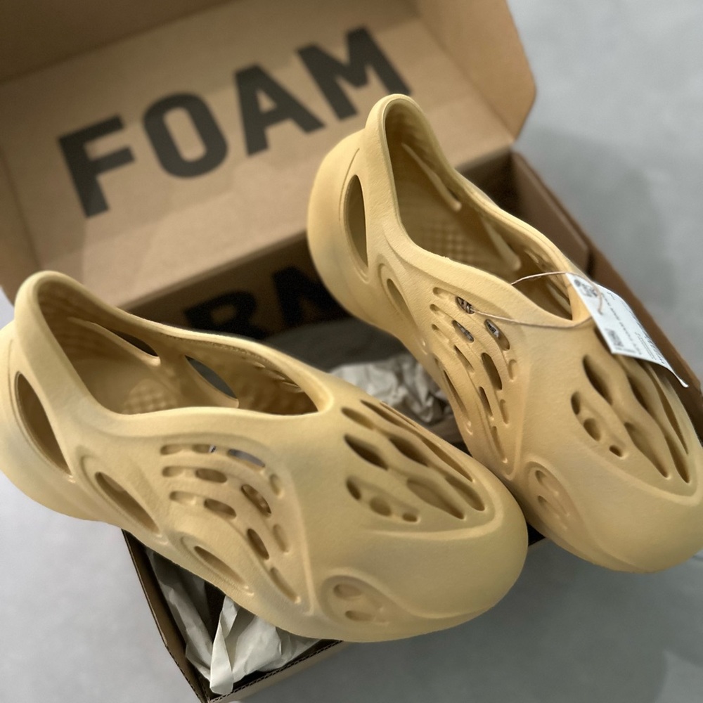 Yeezy Foam Runner Stone Salt